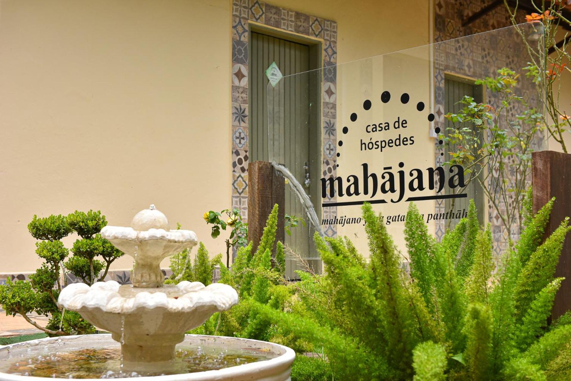 Ecovila Govardhan Santa Isabel  Εξωτερικό φωτογραφία